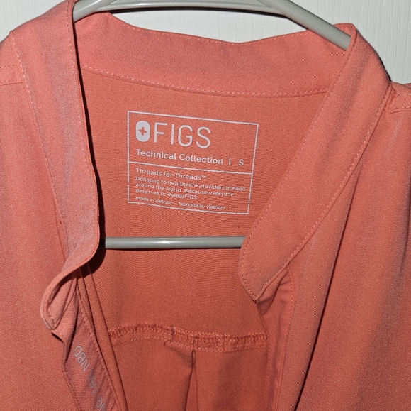 Figs Limited Edition Coral SET - Picture 3 of 8